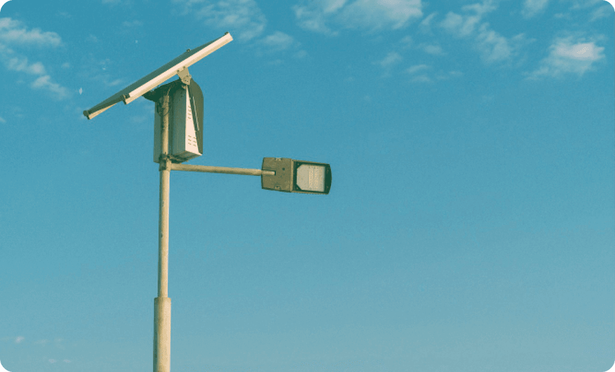 Solar powered street lighting